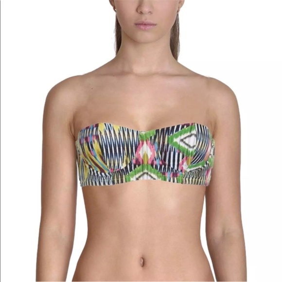 NWT- Raisins Super Cute Swimsuit Top - Picture 1 of 1